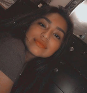 Meet your Posher, Yesica